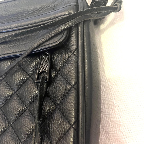 😍🌻 Rebecca Minkoff Quilted Black Crossbody Bag - Picture 7 of 9